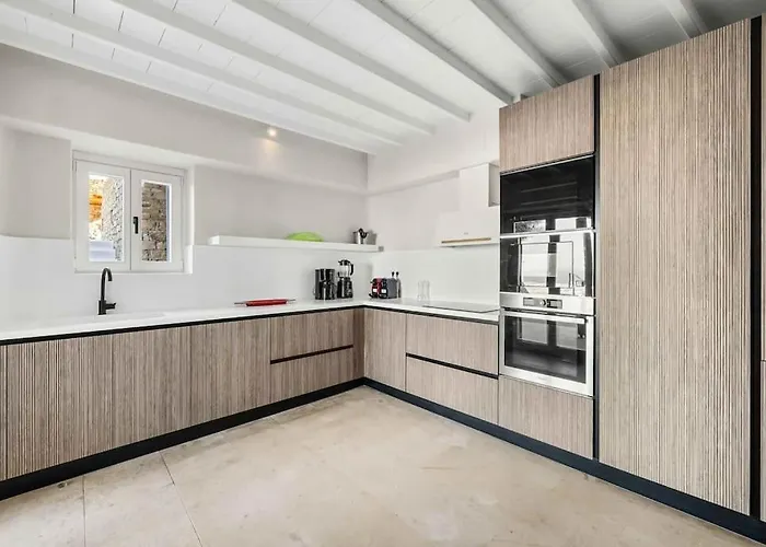 ヴィラ Maera 3 カロ・リヴァディ